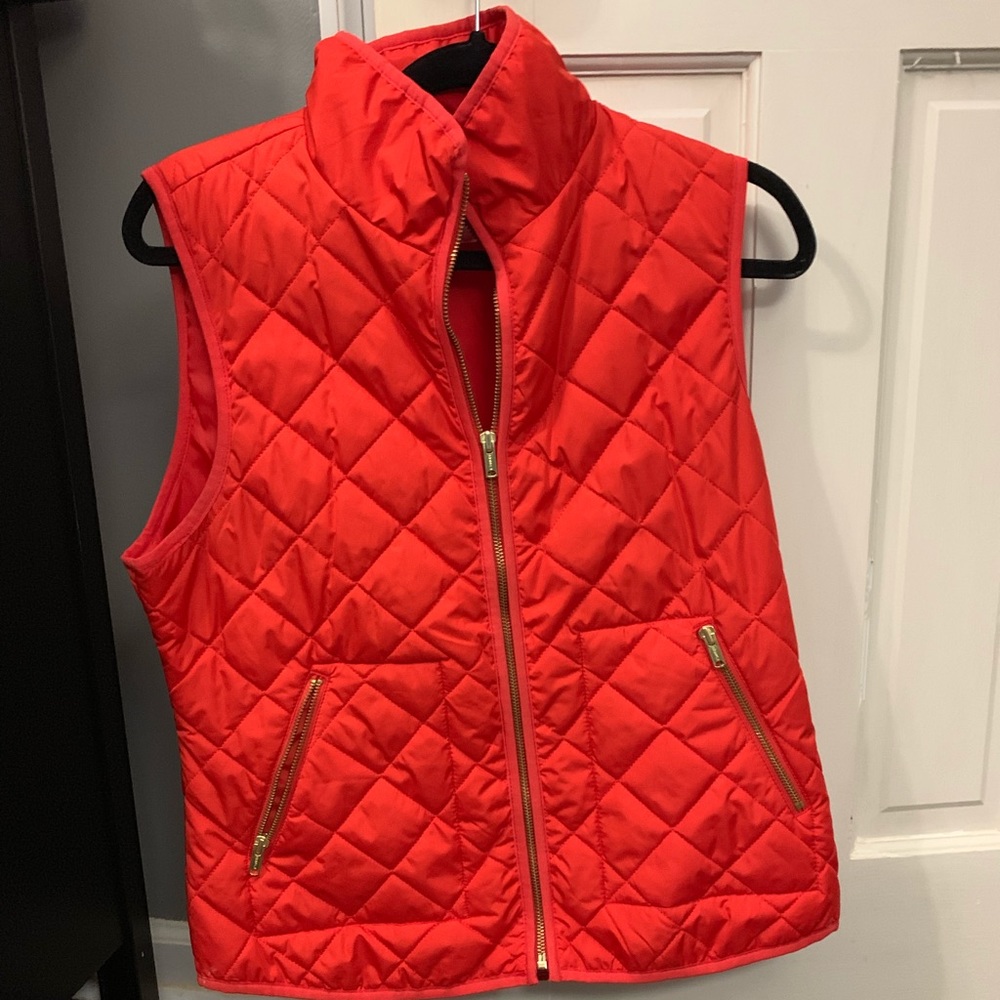 Quilted orange size medium Old Navy vest